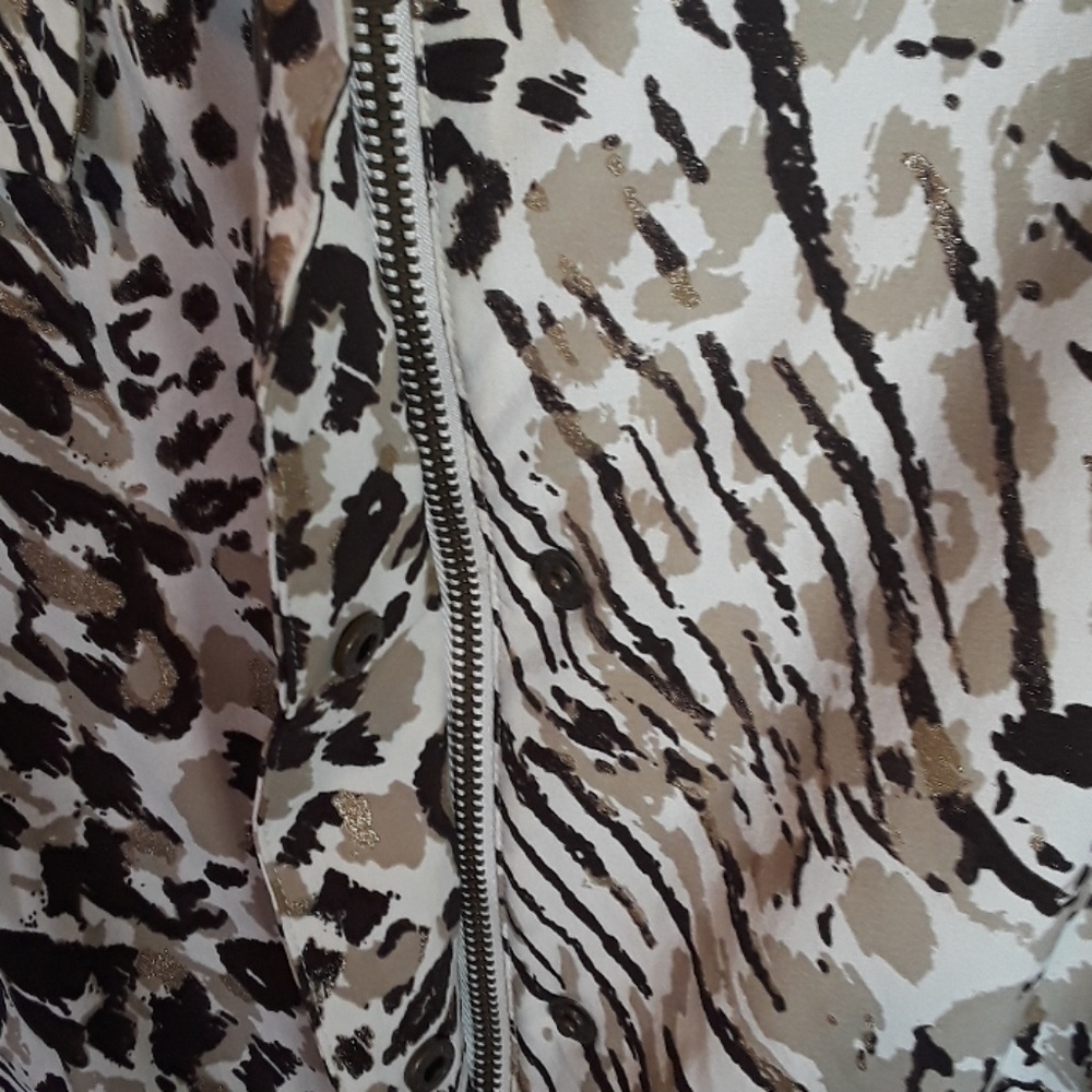ZENERGY  by Chico Jacket - Picture 5 of 7